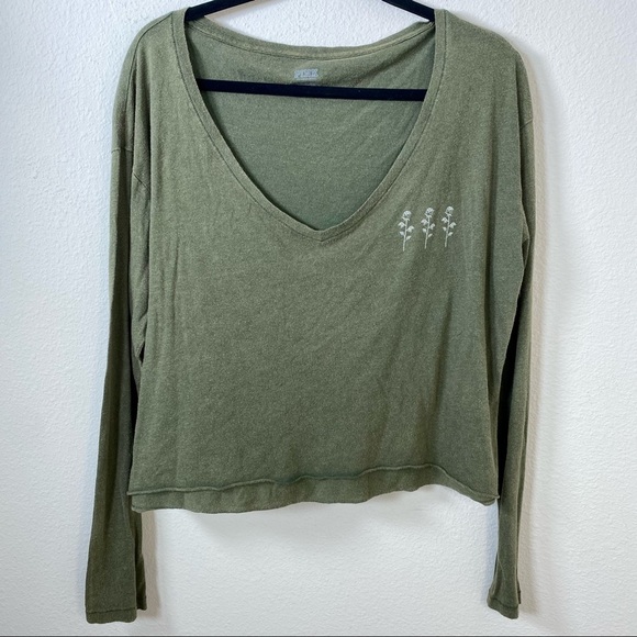 PINK Victoria's Secret Tops - Pink Victoria Secret Long Sleeve Green T-shirt Sz L